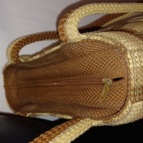 Passports Made In Italy brown & cream Woven Tote Bag, 8x10x6 - Picture 3 of 8